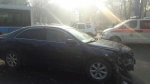 Авария на семерых – в Алматы из-за ДТП полностью блокирован перекресток