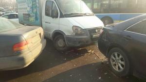 Авария на семерых – в Алматы из-за ДТП полностью блокирован перекресток