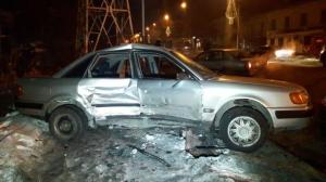 Четыре человека пострадали в серьезном ДТП в Алматы