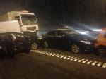 На МКАД фура собрала "паровоз" из шести автомобилей