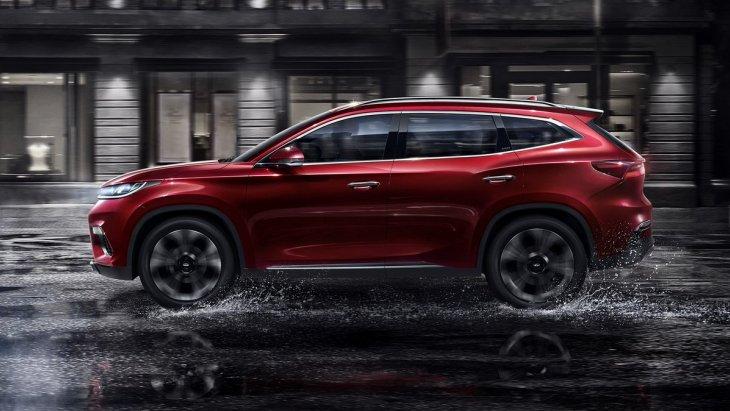 Известна дата премьеры семиместного кроссовера Chery