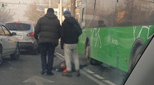 Мужчина пострадал в ДТП с автобусом в Алматы