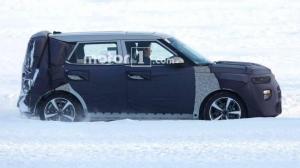 Новый KIA Soul впервые замечен на тестах