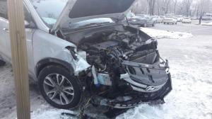 Угнанная машина спровоцировала аварию в Алматы