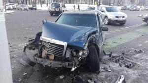 Угнанная машина спровоцировала аварию в Алматы