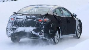 Hyundai тестирует полностью электрический седан Elantra
