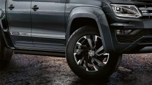 Volkswagen назвал российские цены на особую версию пикапа Amarok