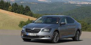 Skoda отзывает седаны Superb в России