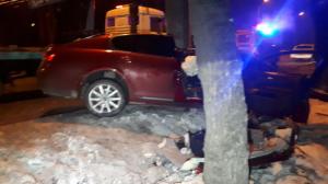 Водитель-лихач погиб, врезавшись в столб в Алматы
