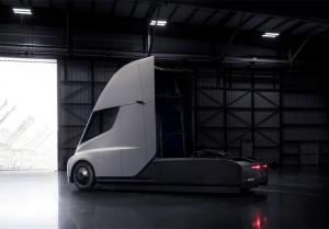 Tesla будет выпускать по 100 000 грузовиков в год