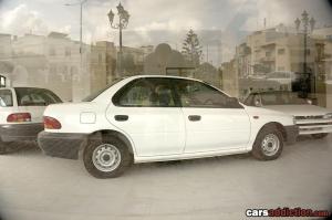 На Мальте нашли забытый салон Subaru с машинами из 1990-х