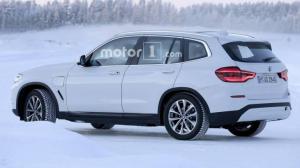 Прототип гибридного внедорожника BMW X3 PHEV