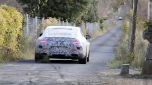 Четырёхдверный Mercedes-AMG GT показали на официальных фото
