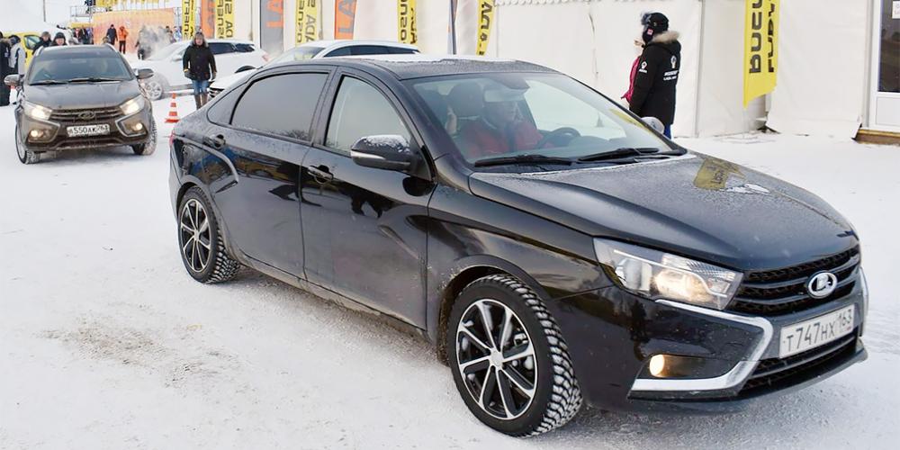 Появились фотографии роскошной версии Lada Vesta президента АвтоВАЗа