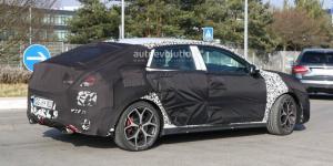 Hyundai начала испытания 275-сильного фастбека