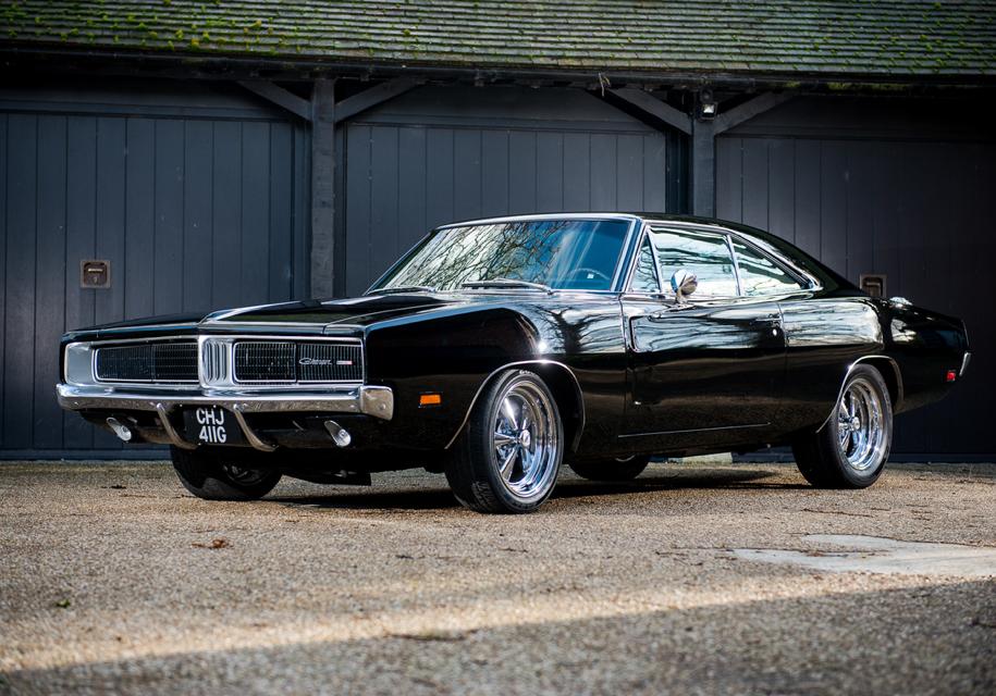 49-летний Dodge Charger Брюса Уиллиса и Джей Кея пустят с молотка
