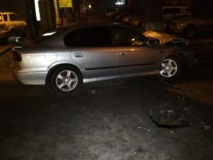 Лихач на Subaru снес светофор в Алматы