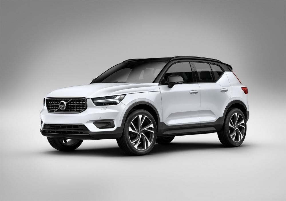Volvo Cars оформила российский сертификат на кроссовер XC40
