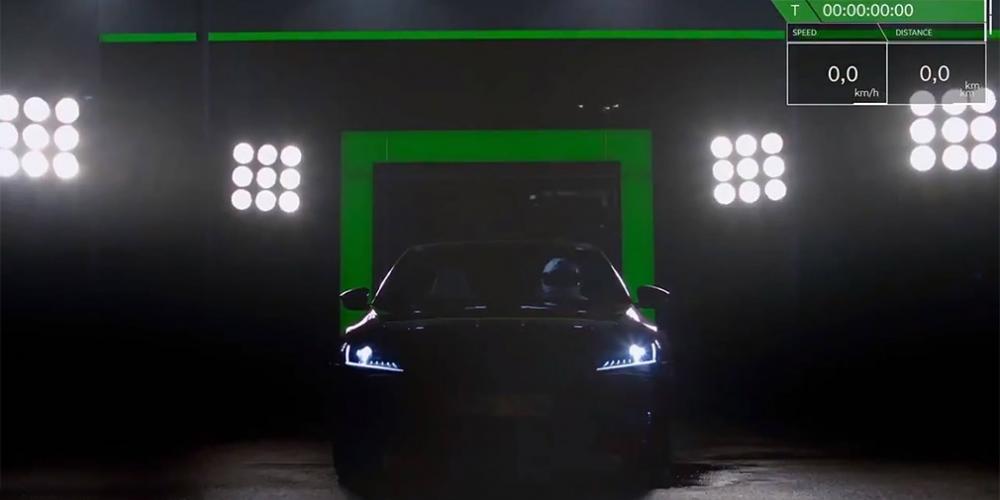 Skoda отправила лифтбек Superb на Марс