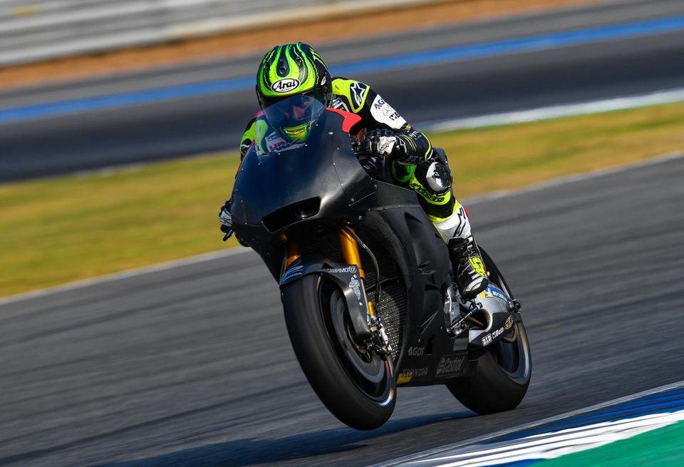 Кэл Кратчлоу быстрейший в первый день тестов MotoGP в Таиланде
