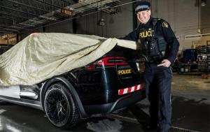 Автопарк канадской полиции пополнит электрический кроссовер Tesla