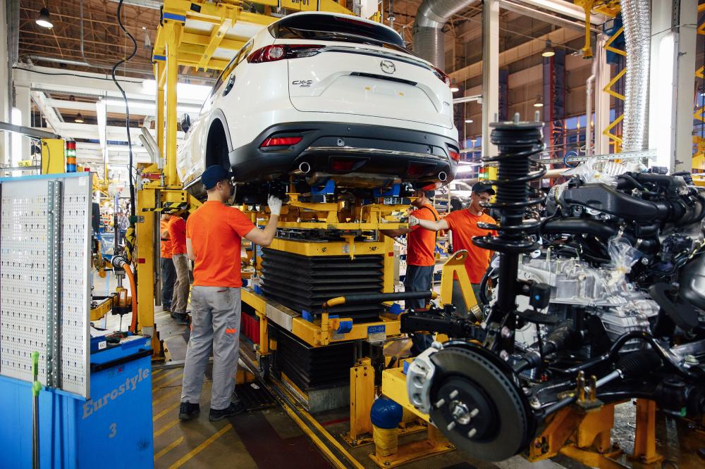 Кроссовер Mazda CX-9 стал российским
