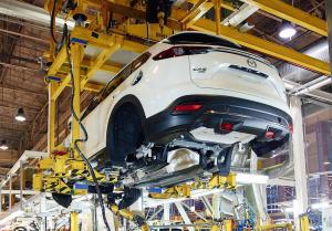 Кроссовер Mazda CX-9 стал российским
