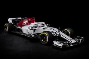 В Sauber представили C37