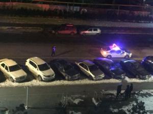5 машин, включая патрульное авто, повредил пьяный угонщик в Алматы