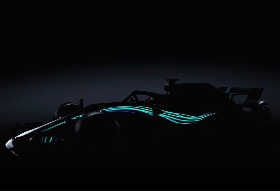 «Больше, чем машина». Команда Mercedes показала очертания W09