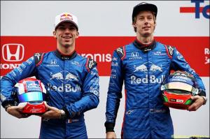 Презентации новых машин: Toro Rosso STR13