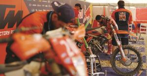 Компания KTM предлагает услуги поддержки для всех участнкиов ISDE 2018