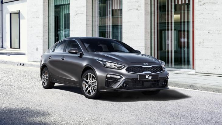 Новый седан KIA K3 поступил в продажу
