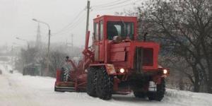 Одессу постепенно засыпает снегом: ситуация на дорогах
