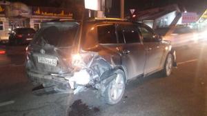 Пьяный водитель Mercedes устроил массовое ДТП в Алматы