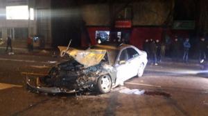 Пьяный водитель Mercedes устроил массовое ДТП в Алматы