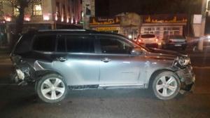 Пьяный водитель Mercedes устроил массовое ДТП в Алматы