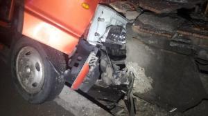 Пьяный парень угнал грузовик и попал в ДТП в Алматы