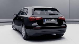 Mercedes показал базовую версию нового A-Class