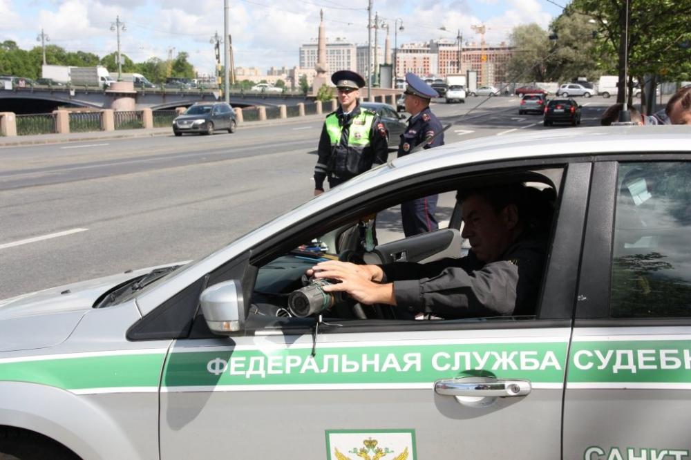 Оштрафованные автомобилисты — самые большие должники в стране