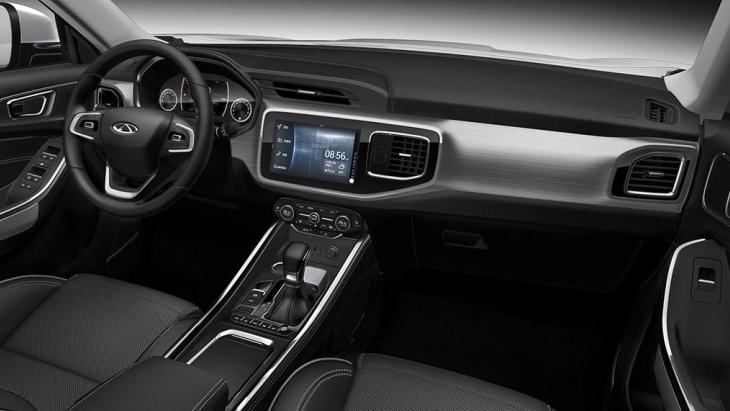 Семиместный кроссовер Chery Tiggo 8 «показал» интерьер
