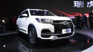 Семиместный кроссовер Chery Tiggo 8 «показал» интерьер
