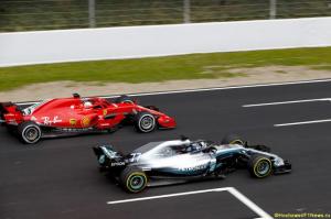 На дистанции Mercedes всё же быстрее Ferrari?
