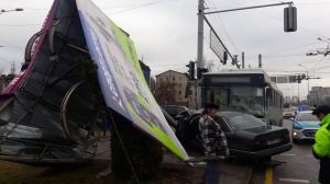 В Алматы произошло очередное ДТП с автобусом
