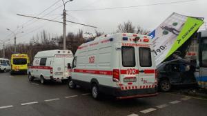 В Алматы произошло очередное ДТП с автобусом