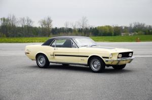 Спецверсию Ford Mustang посвятили 50-летнему спорткару