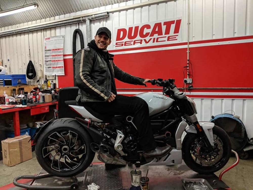 Генри Кавилл купил Ducati XDiavel S