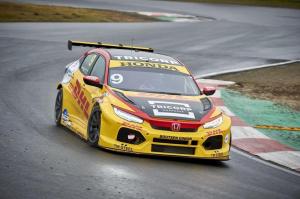 Команды Кубка Мира WTCR провели тесты в Зандворте
