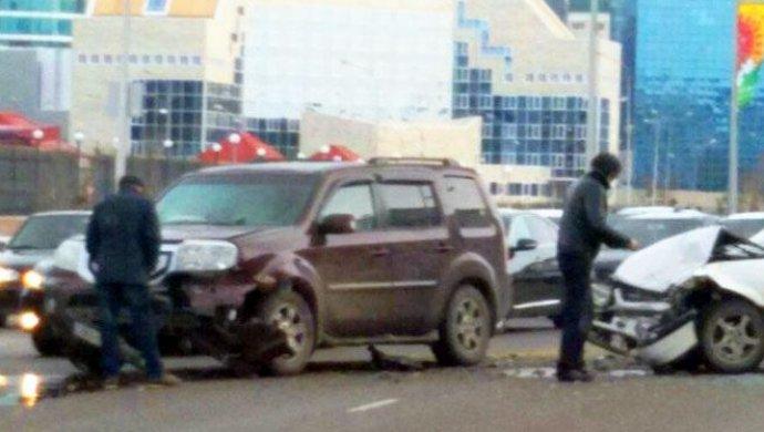 Рядом с Генпрокуратурой РК произошло ДТП