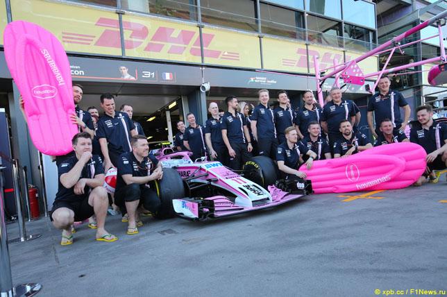 Havaianas – новый спонсор Force India